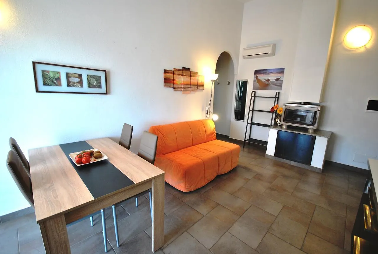 Holiday Residence Rifugio Orosei 3*,